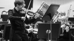 Husľový koncert Bohuslava Martinů a Carmina Burana v Slovenskej filharmónii