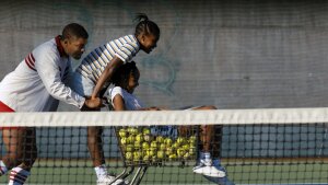 Will Smith ako King Richard v kinách vychováva Serenu a Venus Williamsové