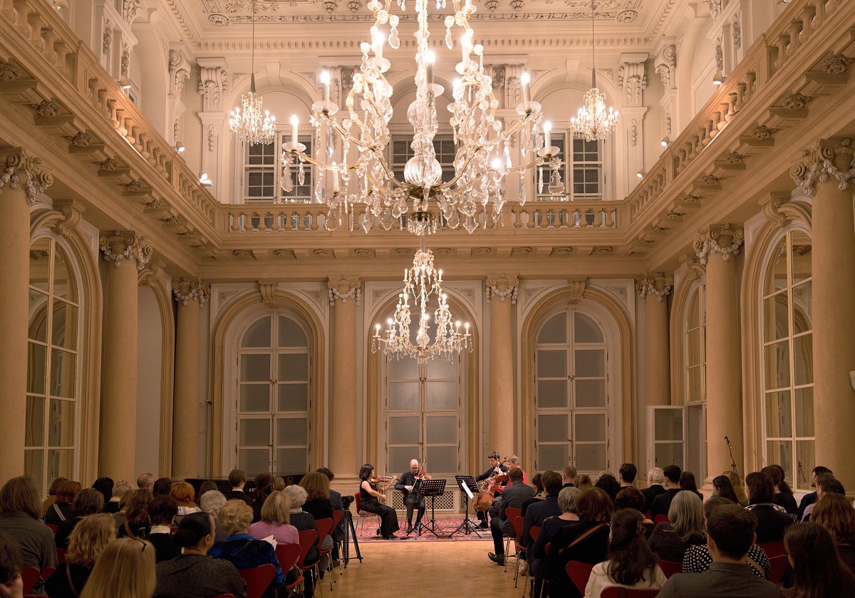 V4 String Quartet